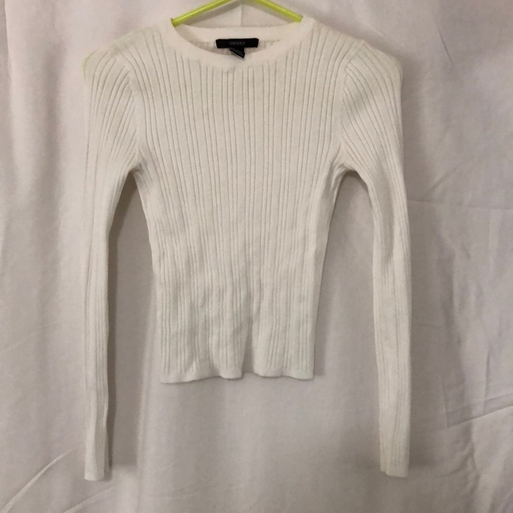 Tight fitting sweater